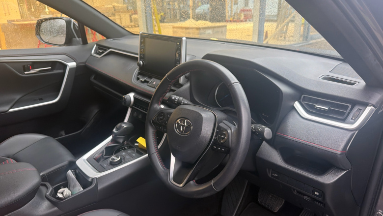 Toyota RAV4 2.5 PHEV Dynamic 5dr CVT Estate